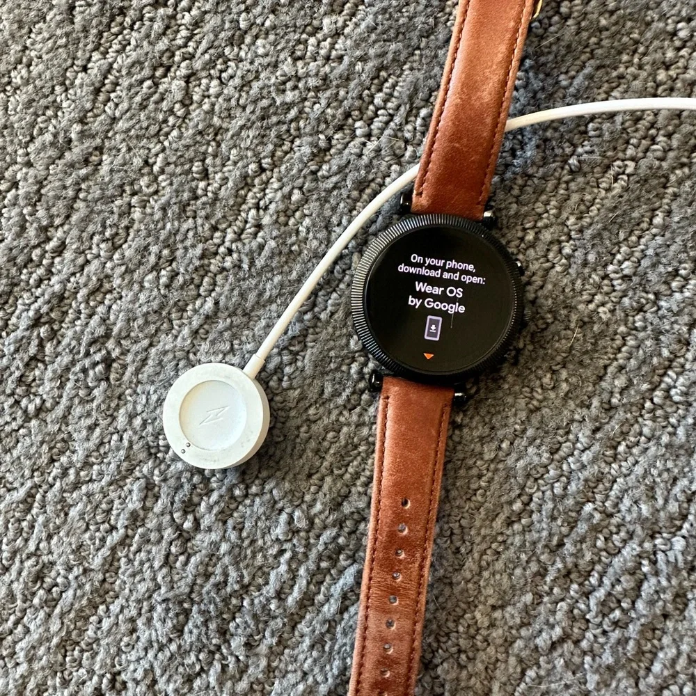 Fossil (Google Wear OS) Smartwatch